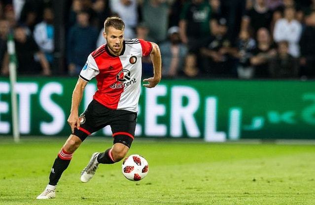 相比之下 相比之下