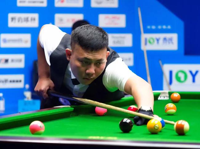 端强调篮板 端强调篮板